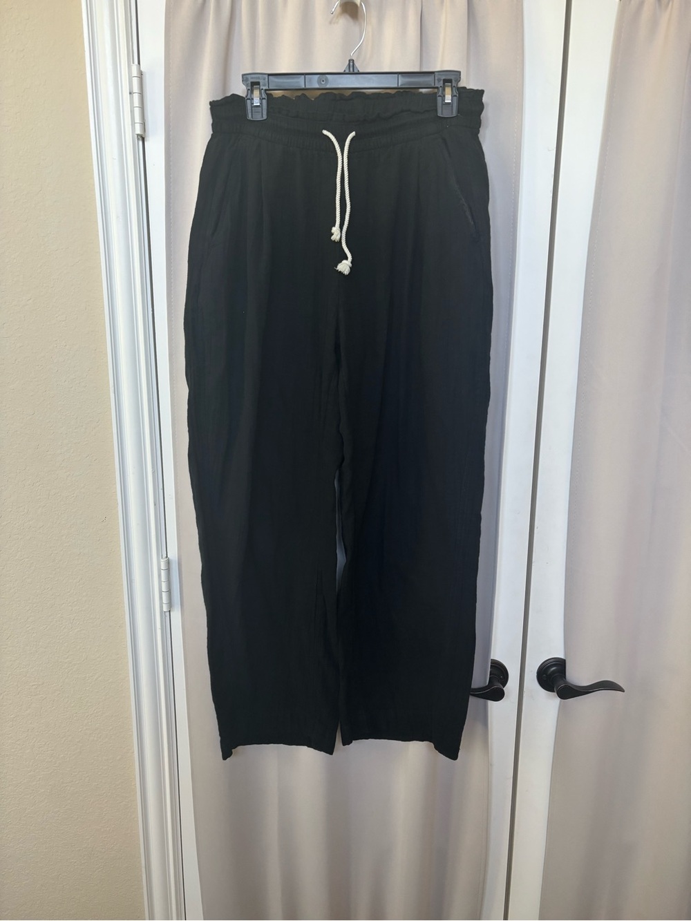 Old Navy Black barrel leg cotton drawstring pants